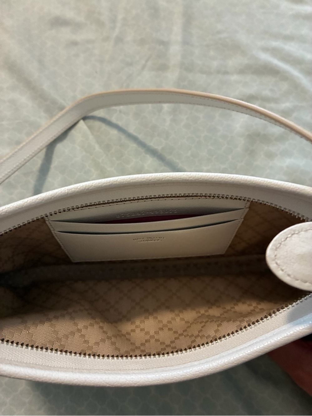 Gucci Gossip Small Shoulder Bag - Picture 5 of 7